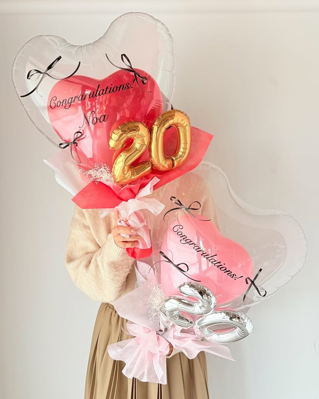 Post 2 by ChelseaChips チェルシーチップス-誕生日飾り付け・バルーン on Instagram (carousel)
