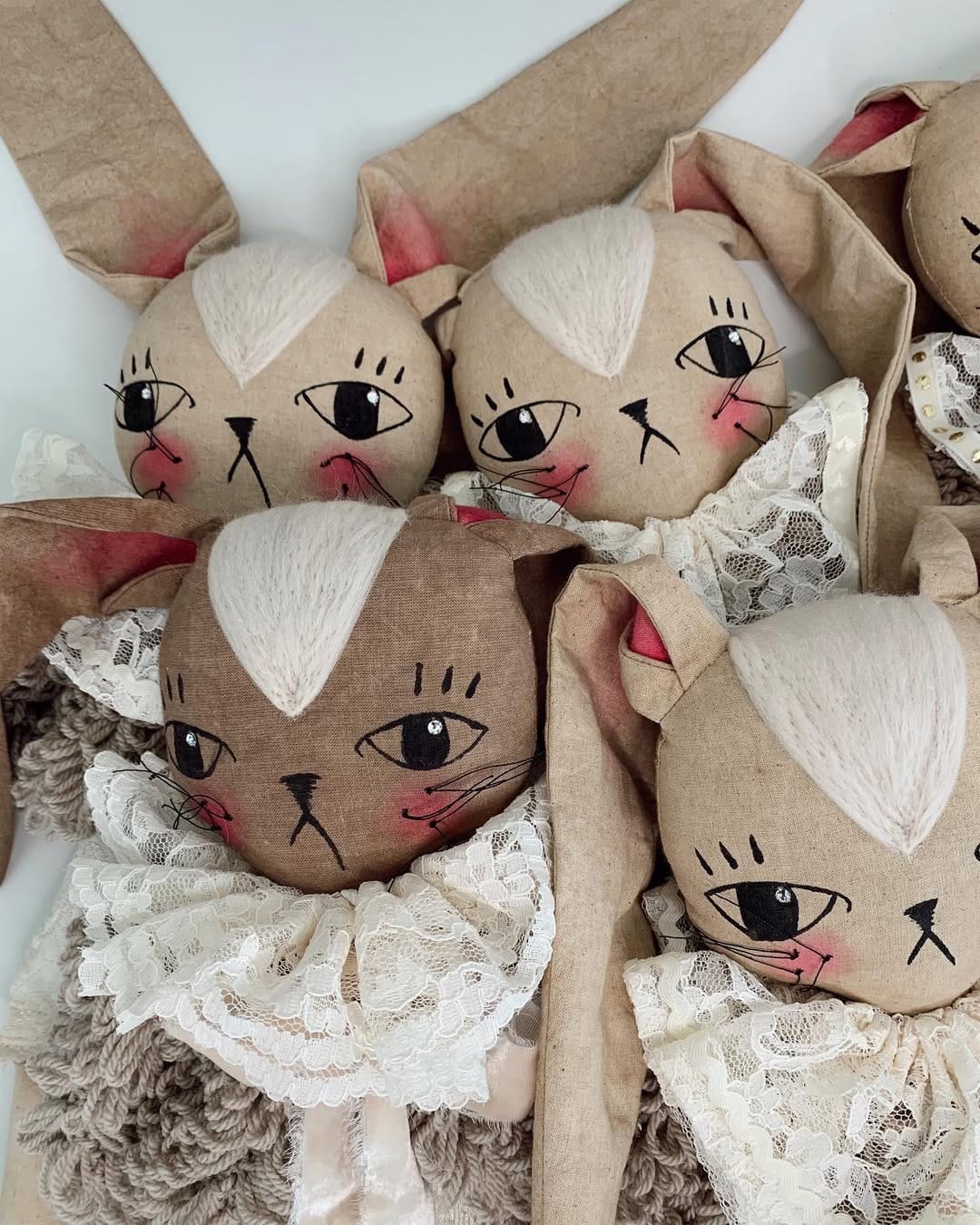 Post 7 by DOLL FACE by Jessica Lee on Instagram (image)
