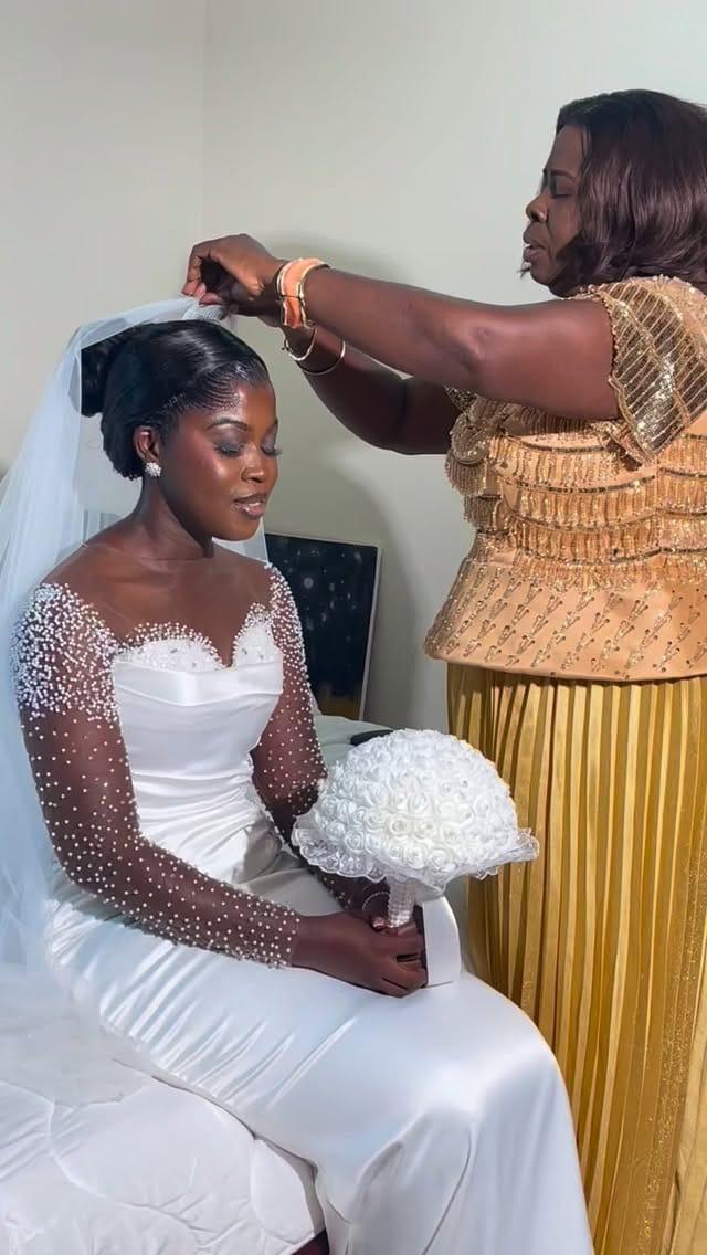 Post 4 by Akatasia Brides on Instagram (video)