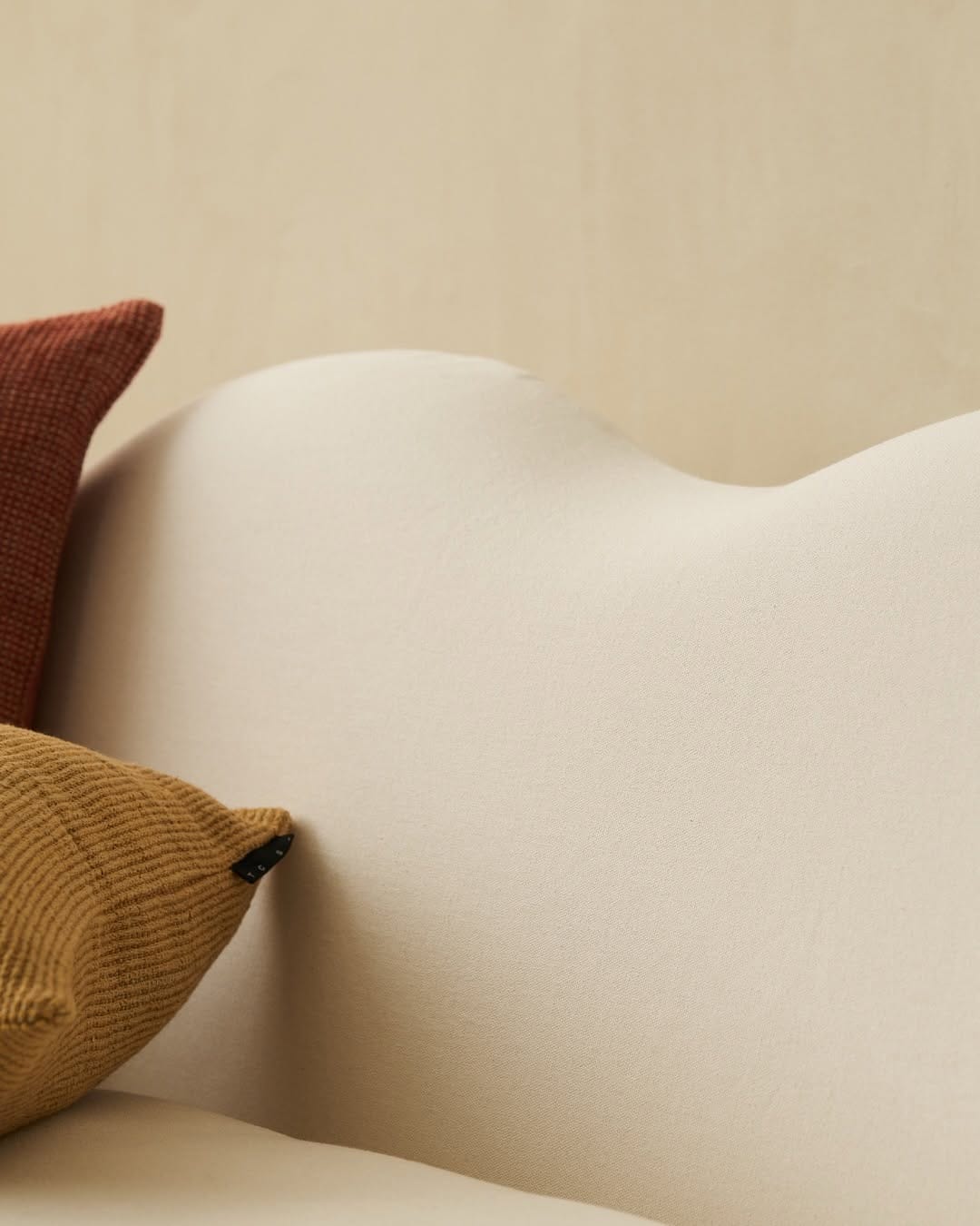 Post 1 by The Conran Shop Japan ザ・コンランショップ on Instagram (carousel)
