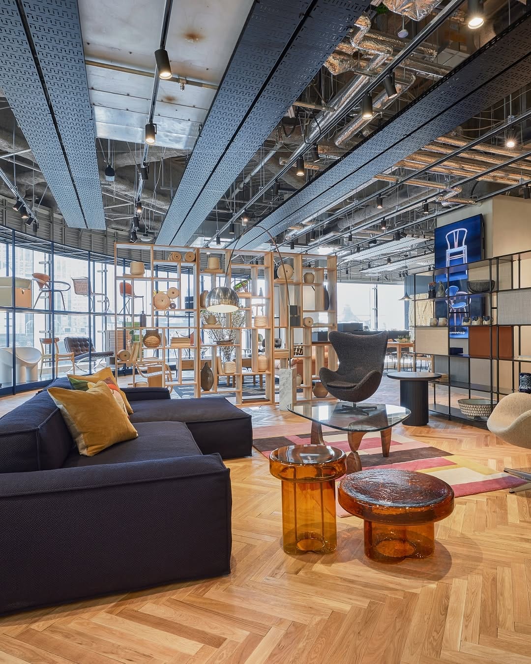 Post 6 by The Conran Shop Japan ザ・コンランショップ on Instagram (image)