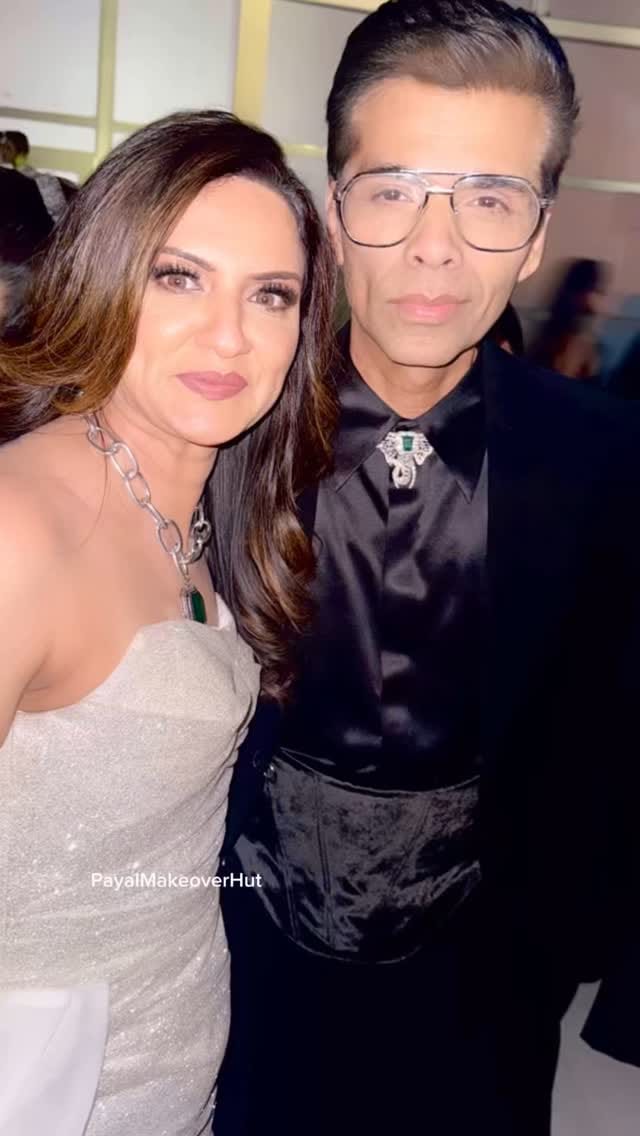 Post 10 by Sweta Desai🧿 on Instagram (video)