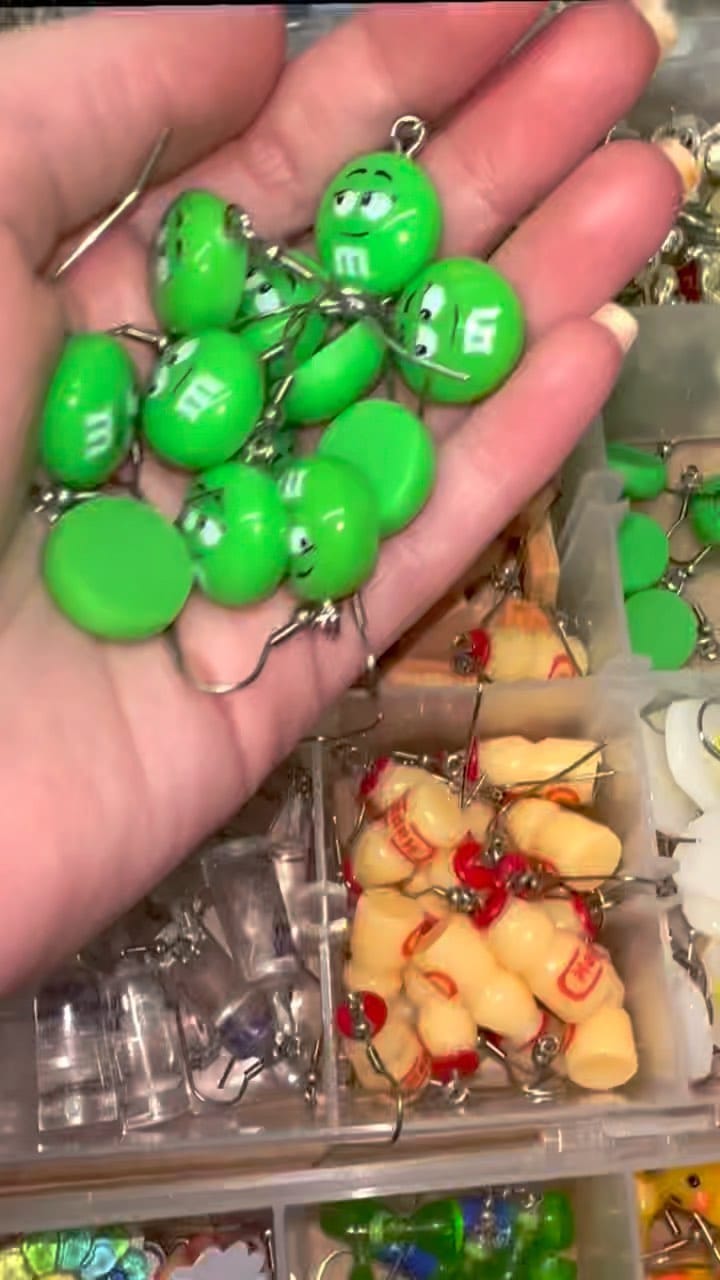Post 2 by Funkycherri on Instagram (video)