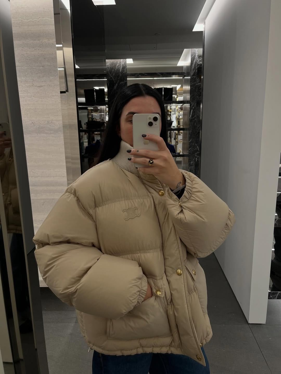 Post 9 by Styled by Marta on Instagram (carousel)