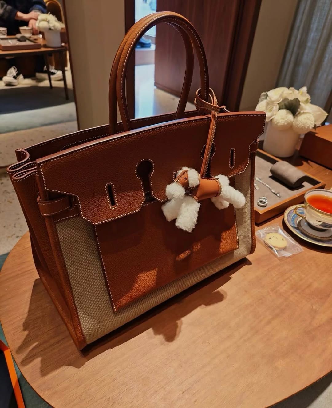 Post 3 by Styled by Marta on Instagram (carousel)