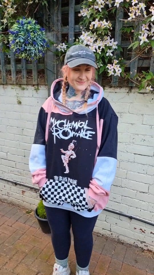 Post 2 by Katy and Bones on Instagram (video)