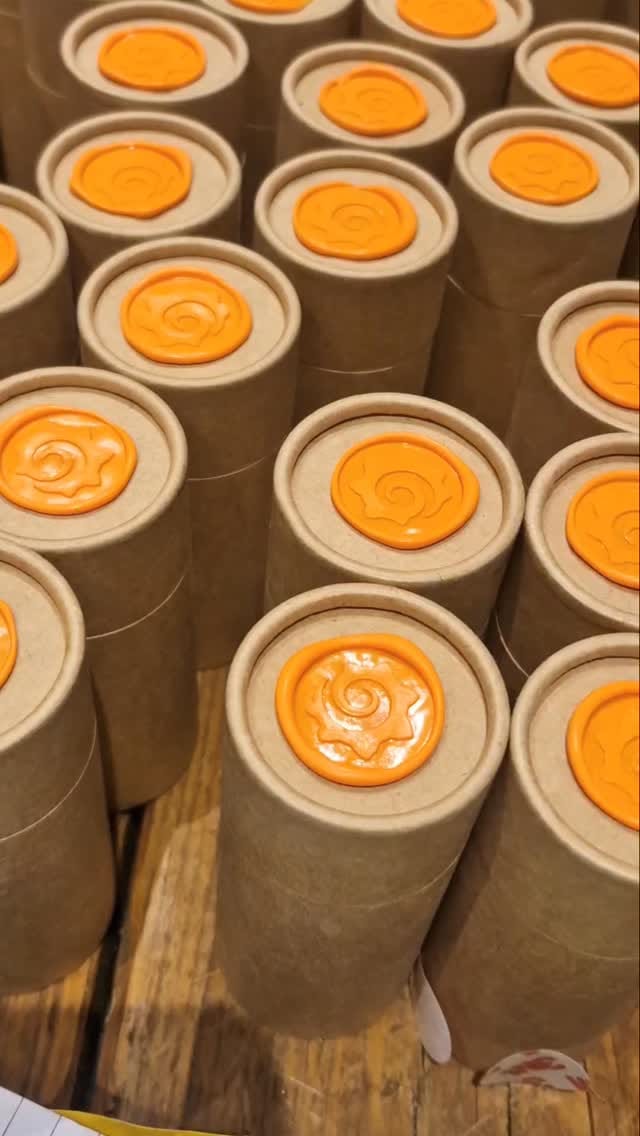 Post 7 by The Little Blue Brush London on Instagram (video)