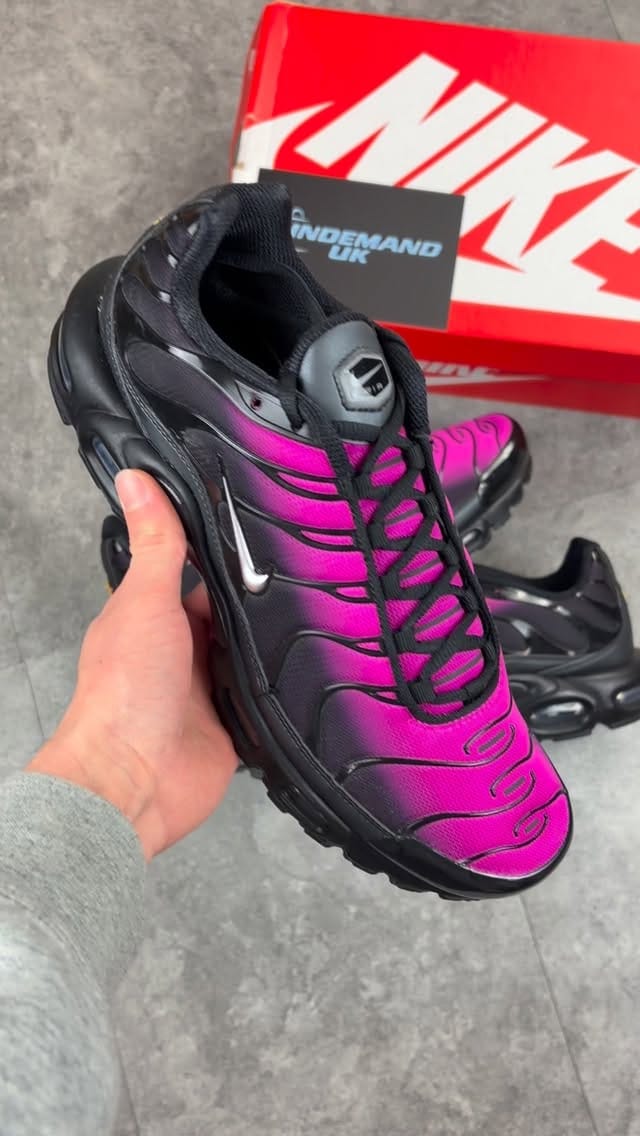 Post 3 by Indemand UK🛍️ on Instagram (video)
