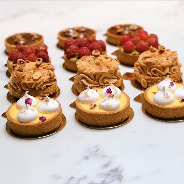 Post 8 by R Chocolate London on Instagram (image)