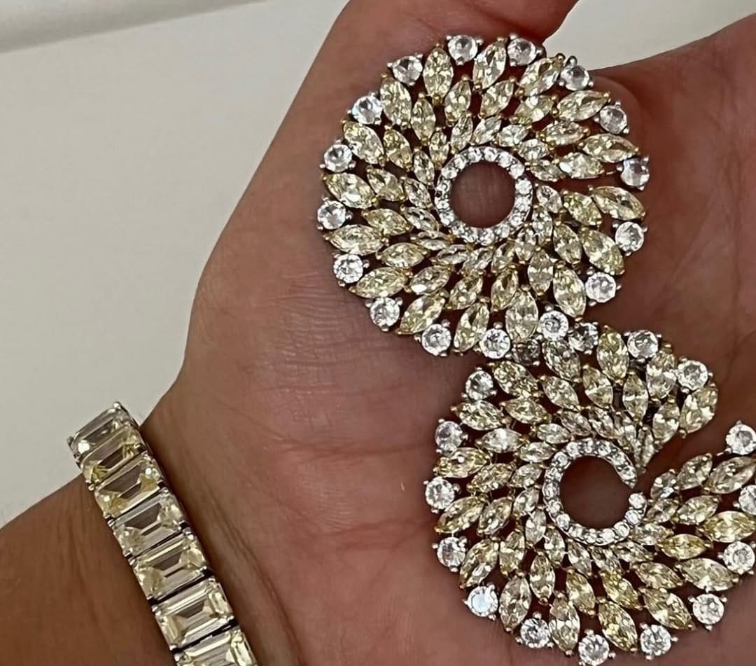 Post 9 by LARA HEEMS Jewellery on Instagram (image)