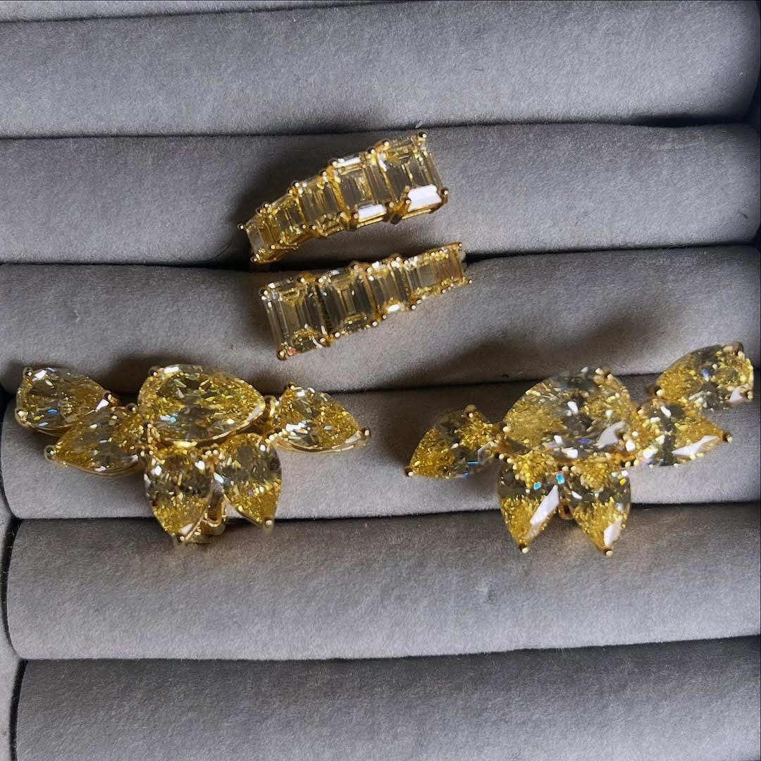 Post 5 by LARA HEEMS Jewellery on Instagram (image)