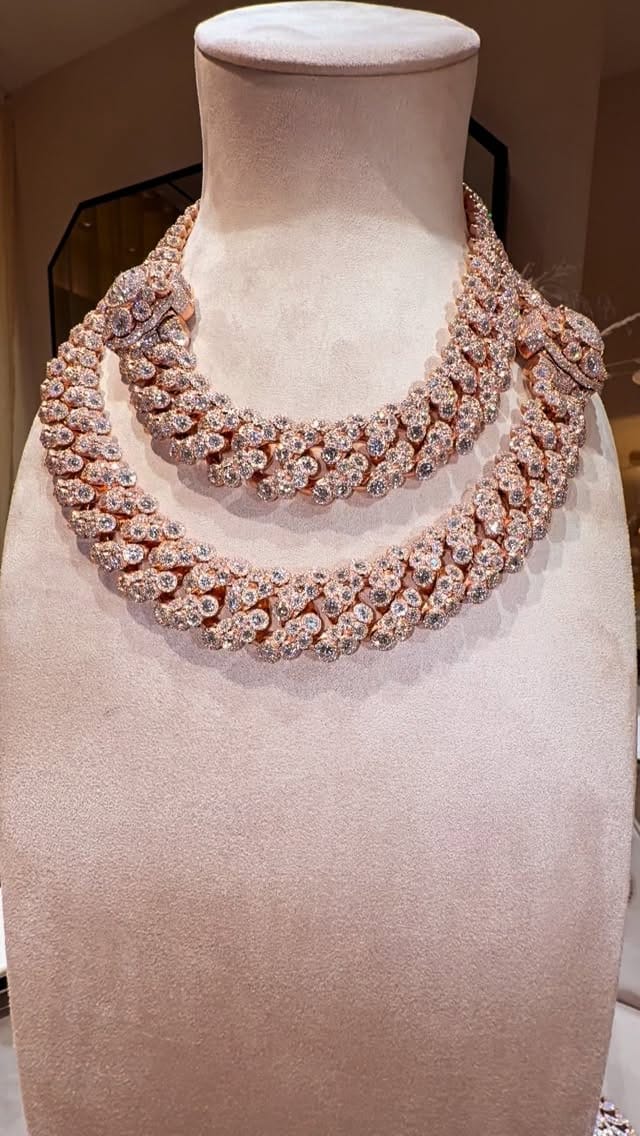 Post 3 by Chiefer Jewellery on Instagram (video)