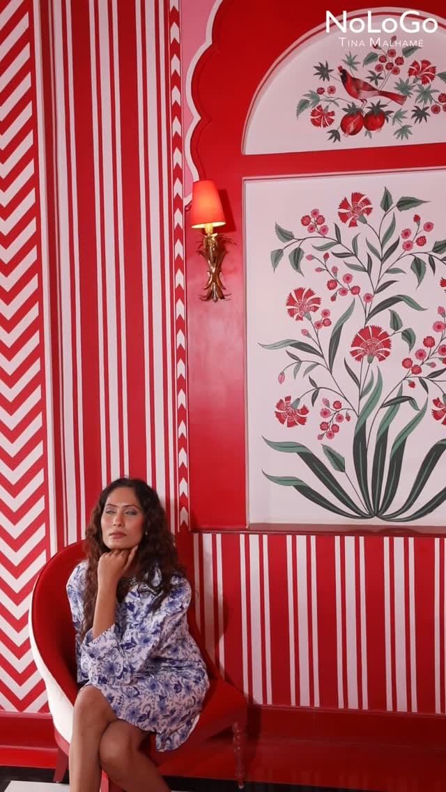 Post 5 by NoLoGo-Chic By Tina Malhamé on Instagram (video)