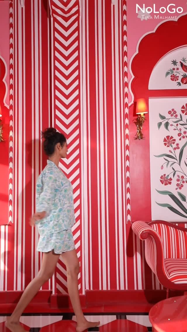 Post 4 by NoLoGo-Chic By Tina Malhamé on Instagram (video)