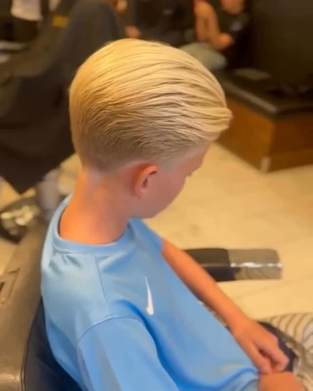 Post 10 by Mitchells Barbers on Instagram (video)