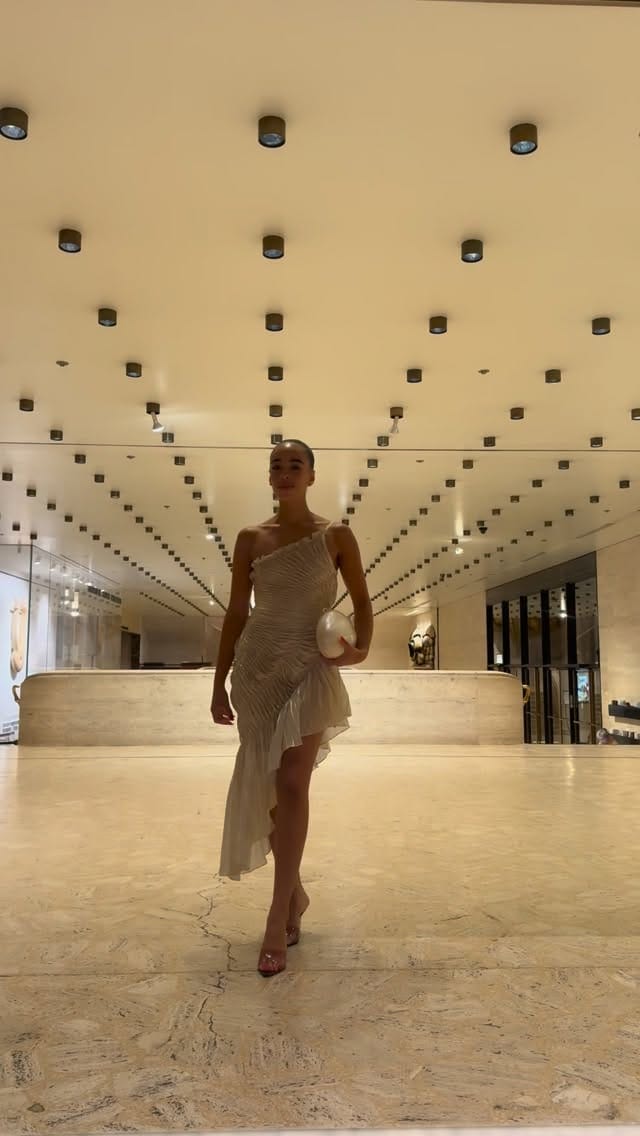 Post 8 by GEORGIA  HARDINGE on Instagram (video)