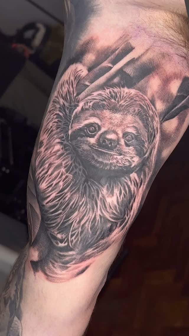 Post 6 by Sam Butler on Instagram (video)