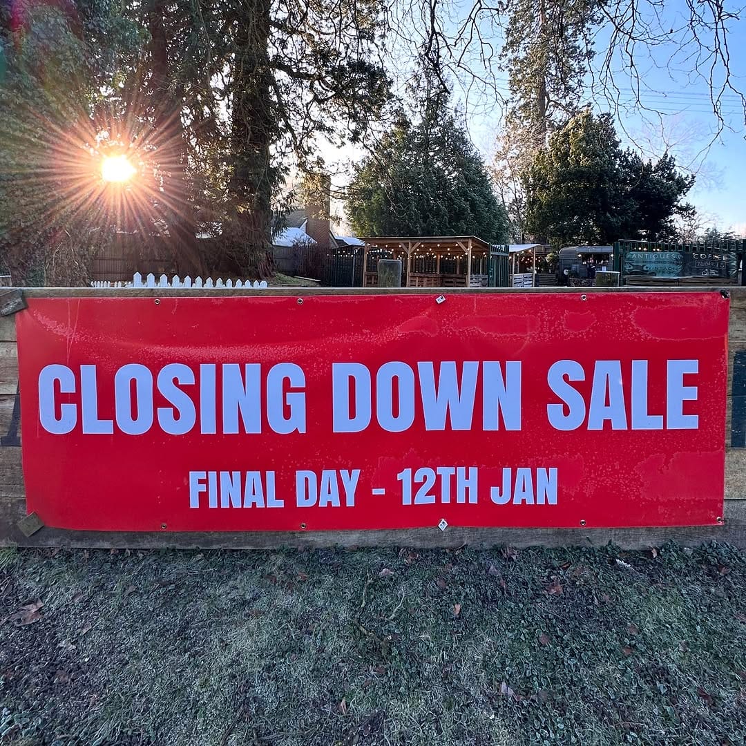 Post 1 by Vintage Frog Interiors on Instagram (image)