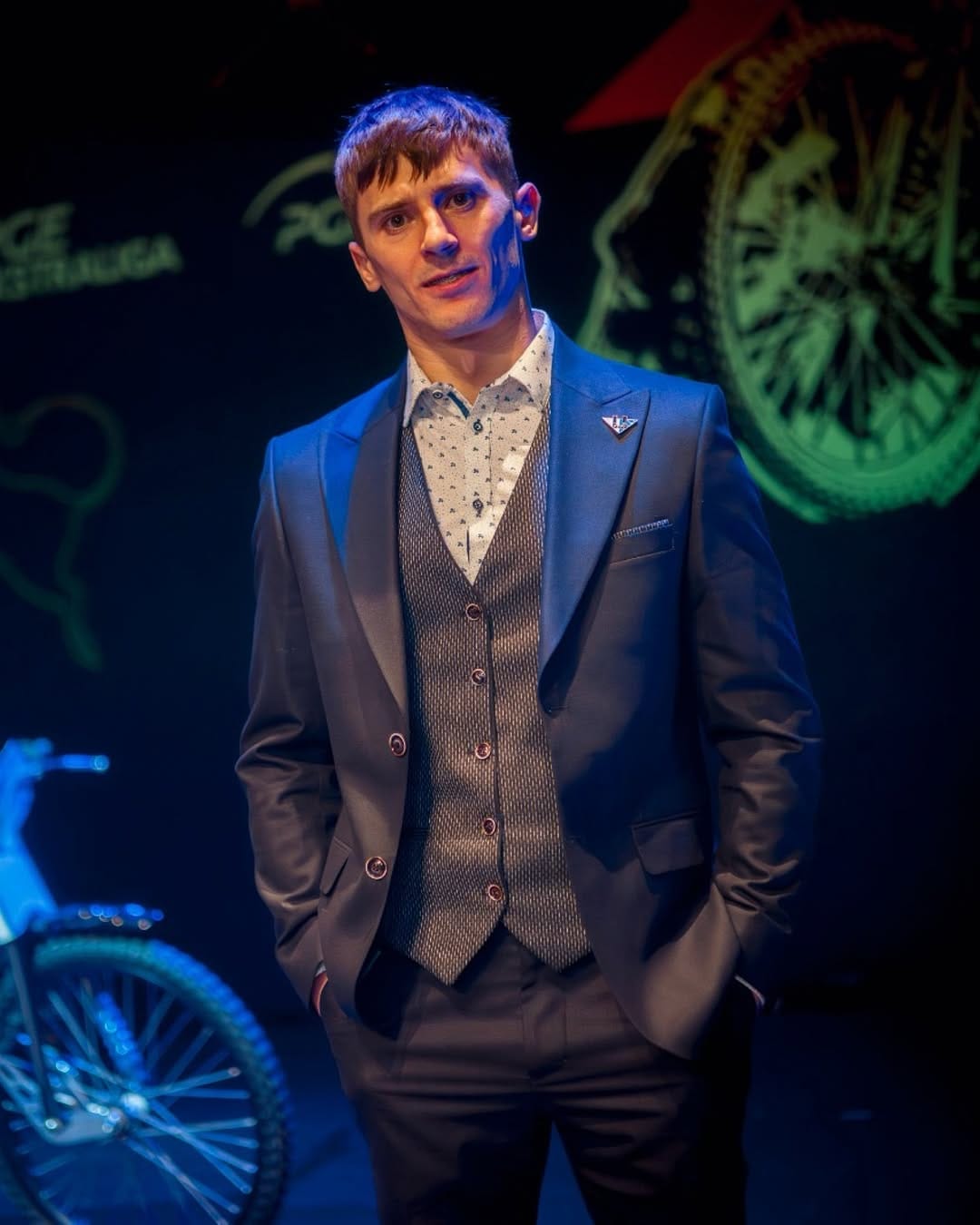Post 1 by Luxury Suits for Leaders – M.Frackowiak on Instagram (carousel)