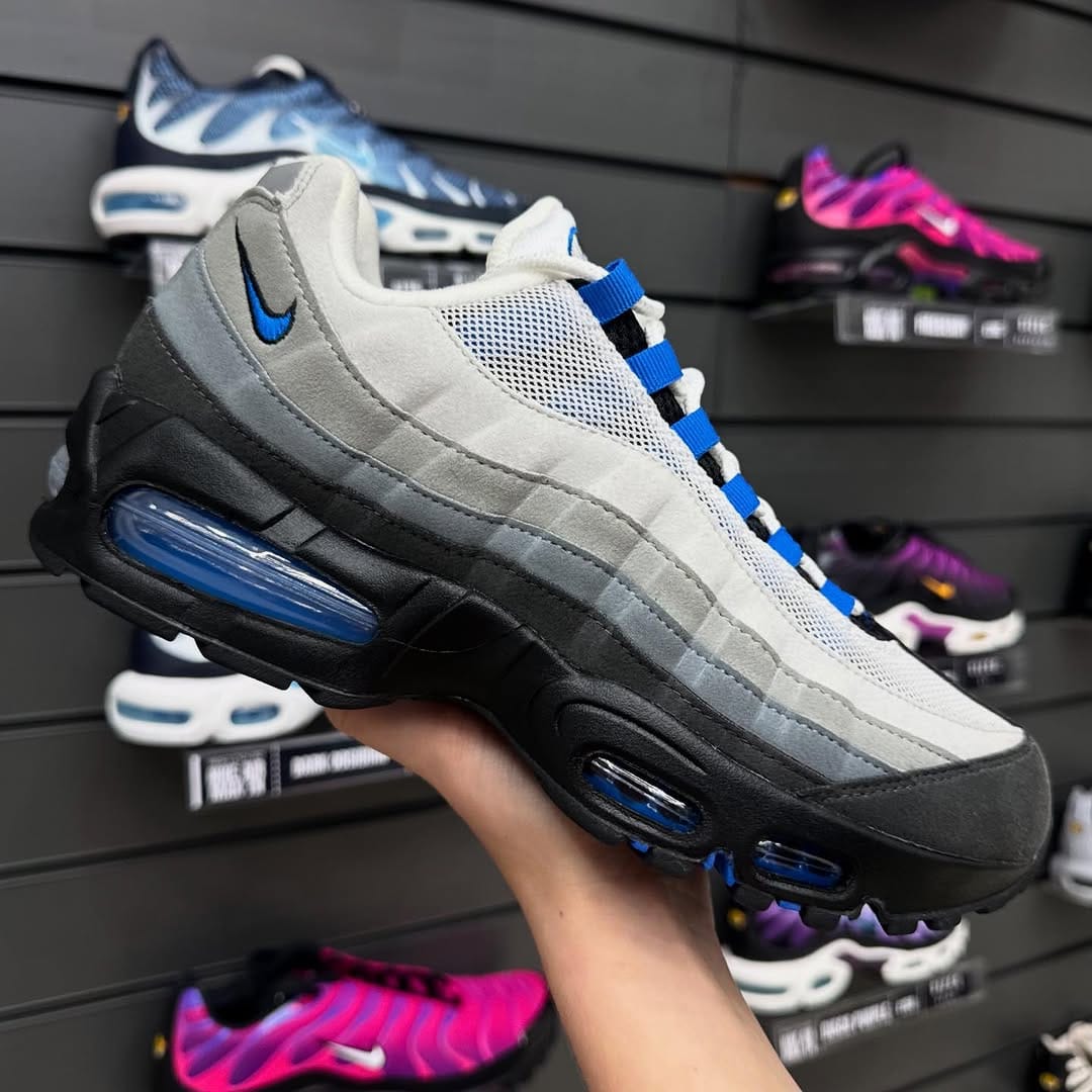 Post 5 by RESTOCK3D CLOTHING & FOOTWEAR on Instagram (carousel)