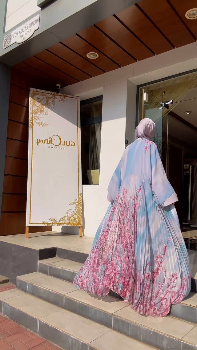 Post 6 by GulChiroy official on Instagram (video)