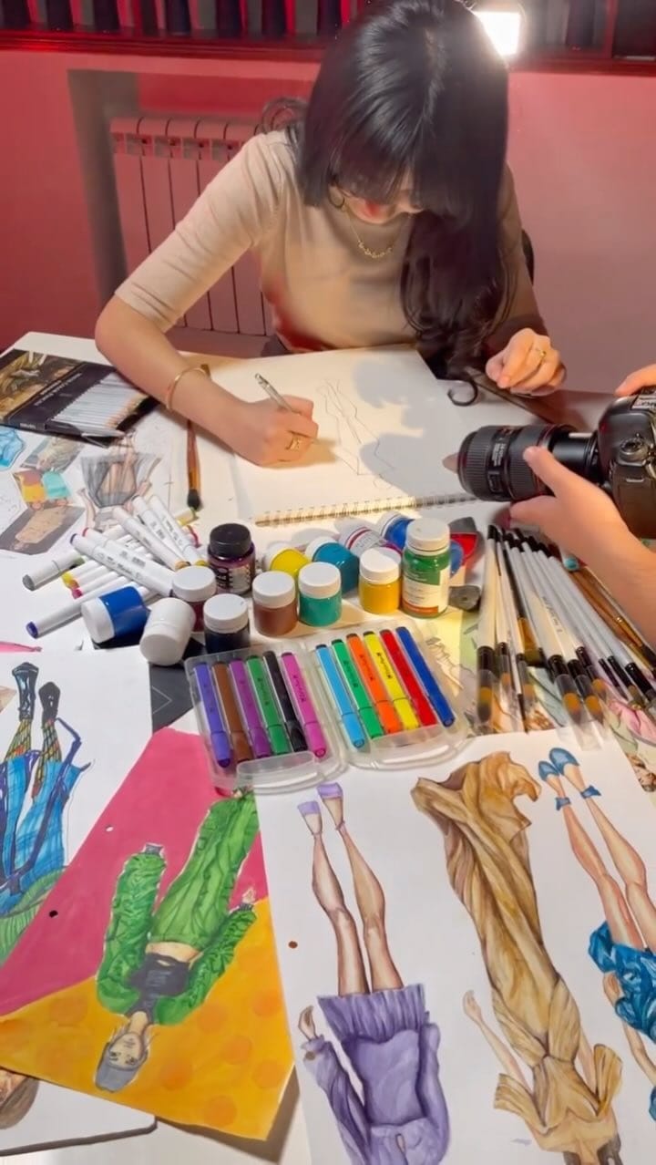 Post 3 by GulChiroy official on Instagram (video)
