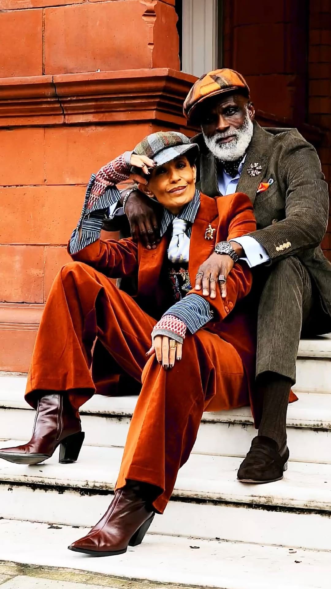 Post 1 by The Elegant Stylist / 40+ Style on Instagram (video)