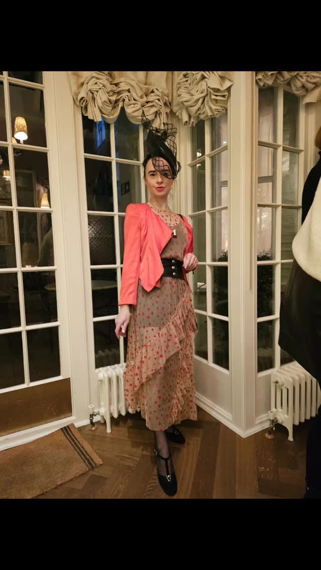 Post 10 by Sahar Millinery on Instagram (video)