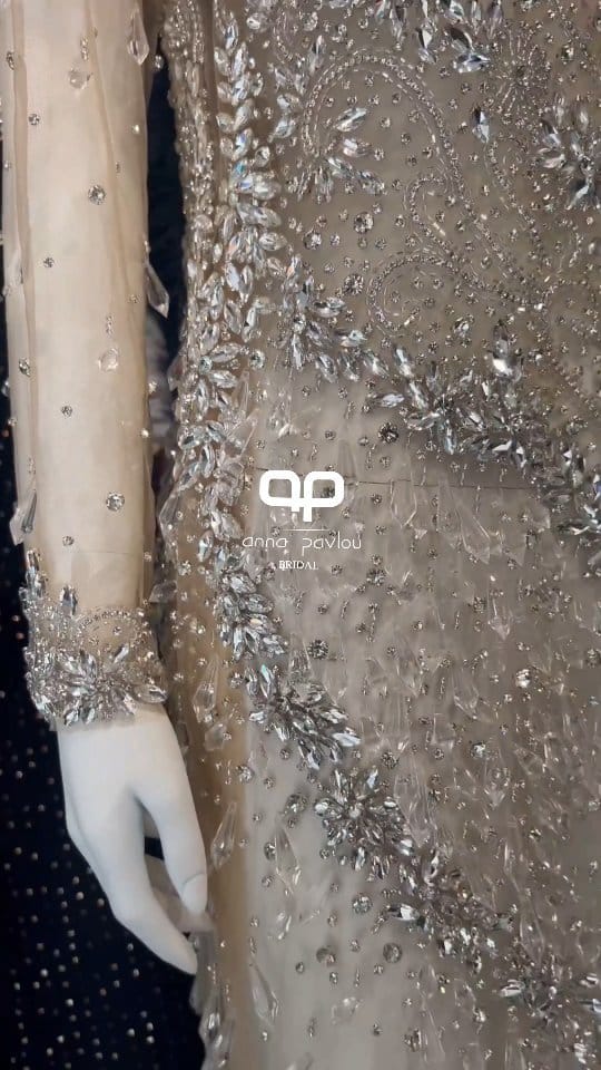 Post 9 by AP | Anna Pavlou on Instagram (video)