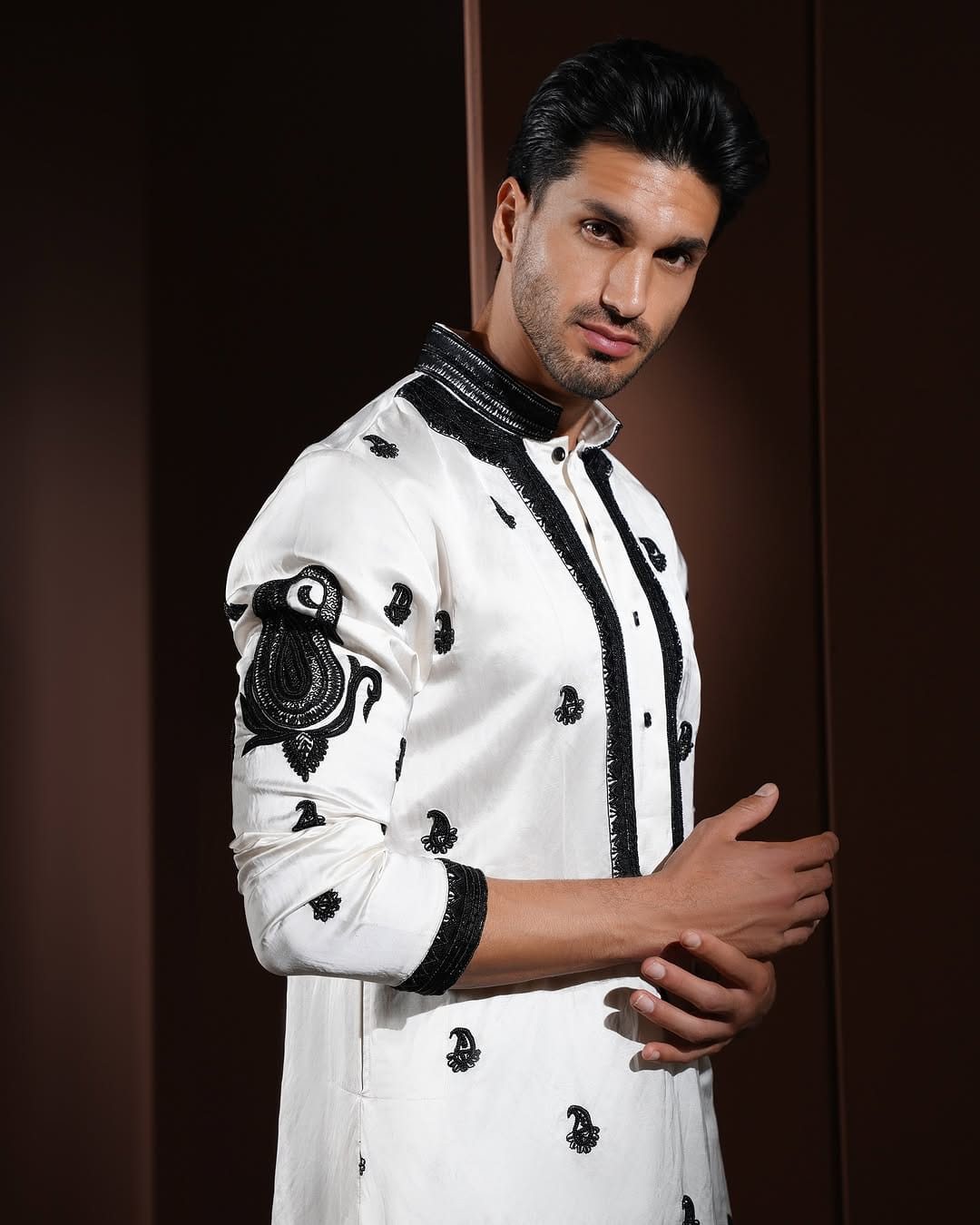 Post 6 by Made To Measure Dubai on Instagram (image)