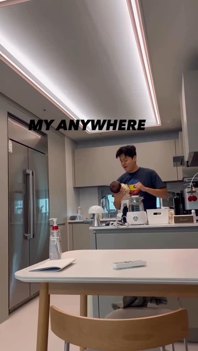 Post 4 by Park Jaeil on Instagram (video)
