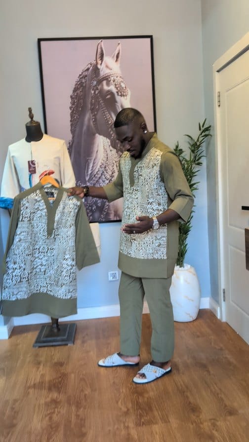 Post 4 by Engagement/Wedding Outfit Designer in Lagos 🇳🇬 • RC 2742144 on Instagram (video)