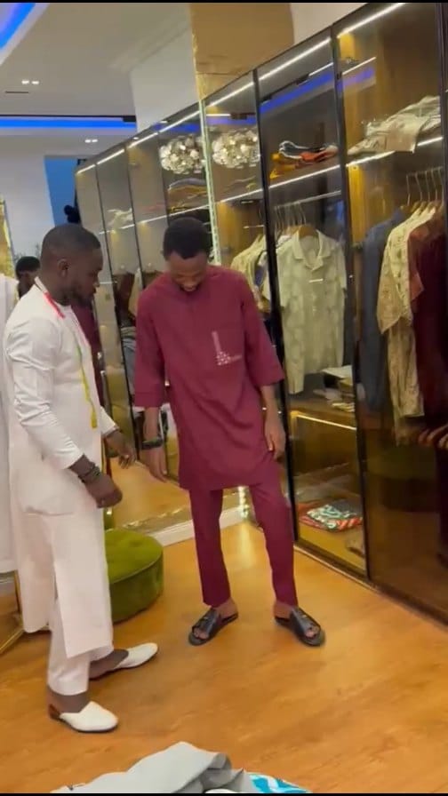 Post 2 by Engagement/Wedding Outfit Designer in Lagos 🇳🇬 • RC 2742144 on Instagram (video)