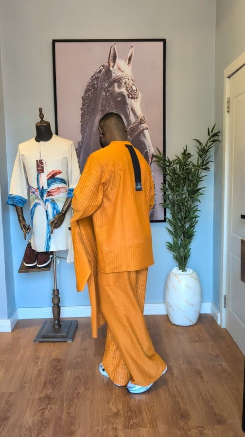 Post 6 by Engagement/Wedding Outfit Designer in Lagos 🇳🇬 • RC 2742144 on Instagram (video)