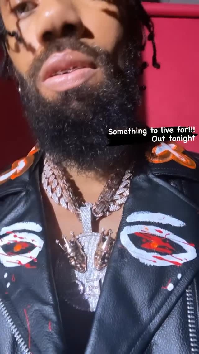 Post 1 by VEDAYNCLOTHING on Instagram (video)