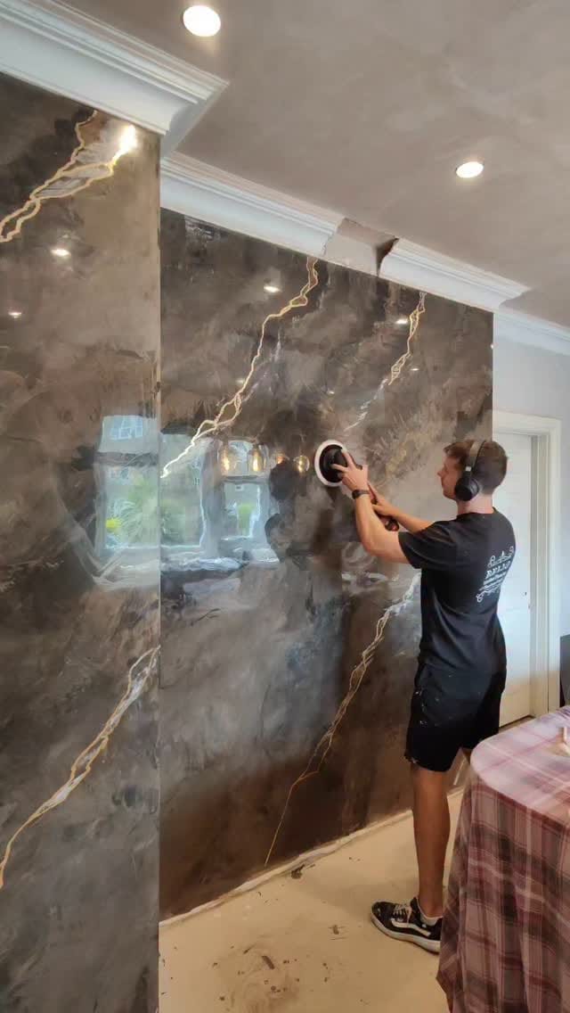 Post 10 by Luke freeman on Instagram (video)