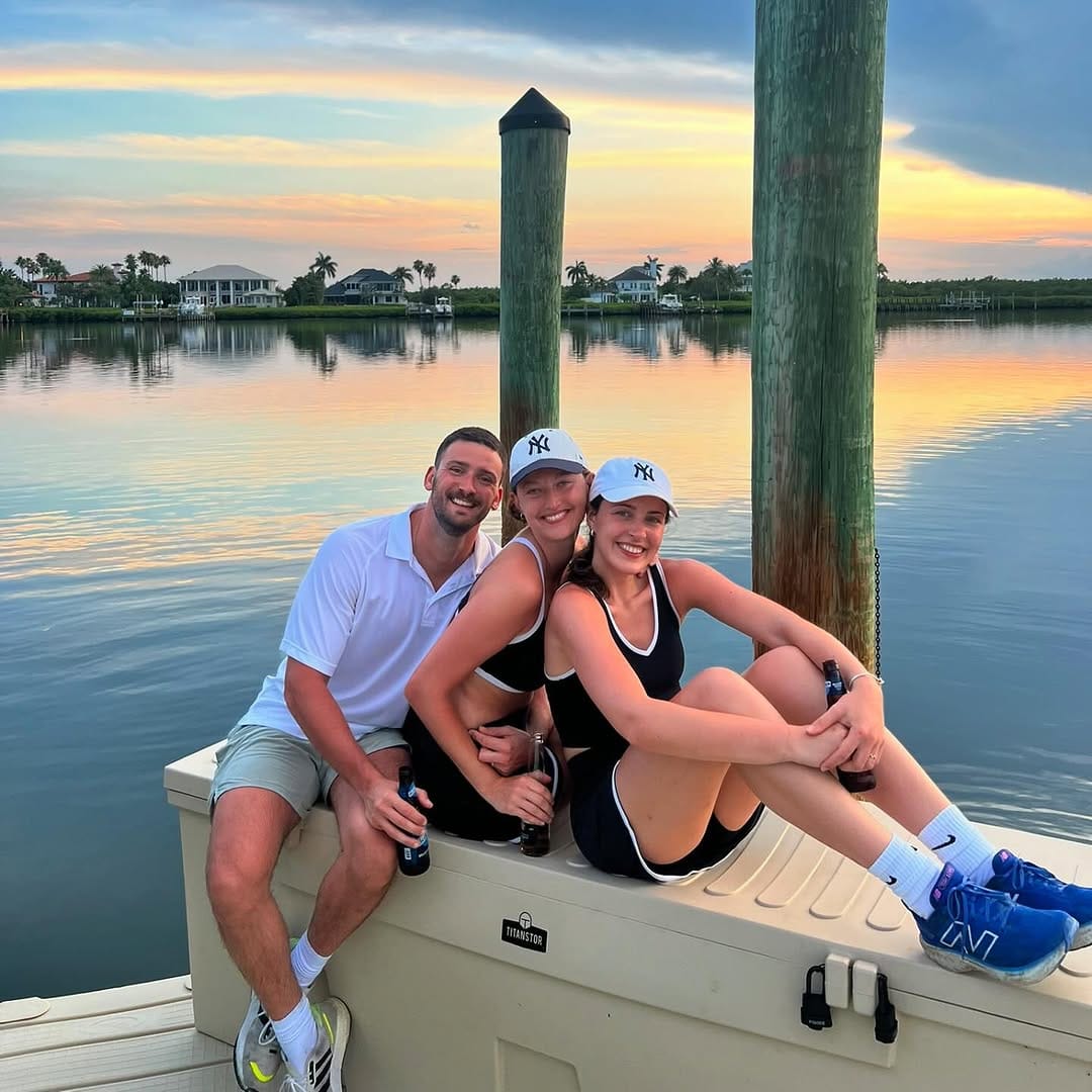 Post 7 by Amber Rose Witcomb on Instagram (carousel)