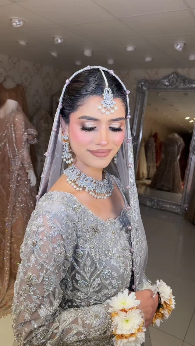 Post 6 by MARYAM FAISAL BRIDAL STUDIO on Instagram (video)