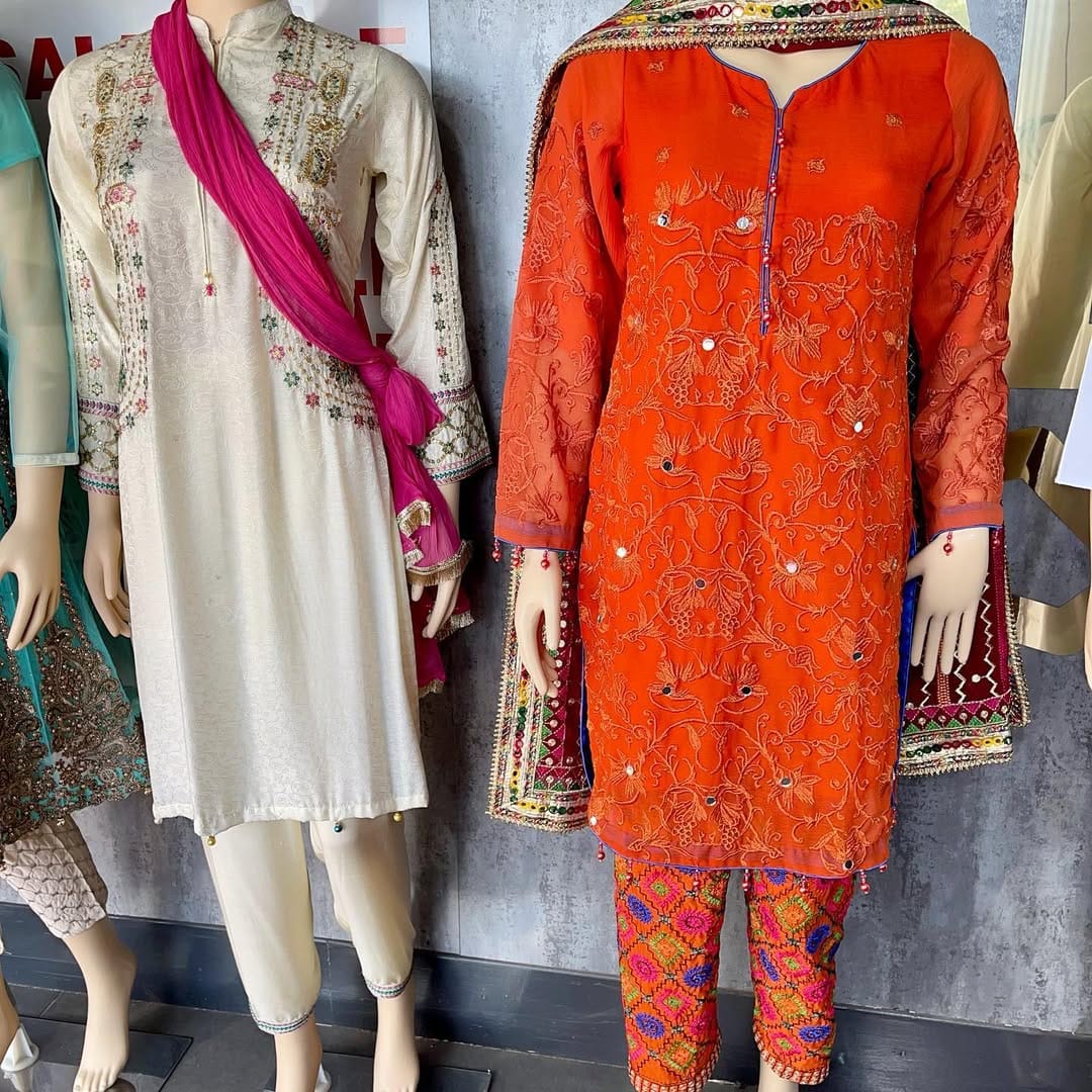 Post 9 by Sarrinah Fashions on Instagram (image)
