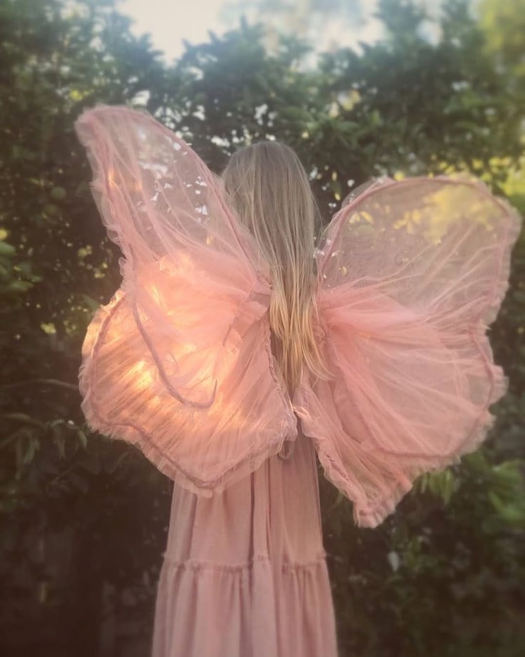 Post 9 by 🧚‍♂️ Emma 🧚‍♂️ on Instagram (carousel)