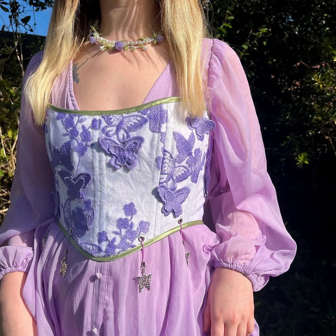 Post 7 by 🧚‍♂️ Emma 🧚‍♂️ on Instagram (carousel)