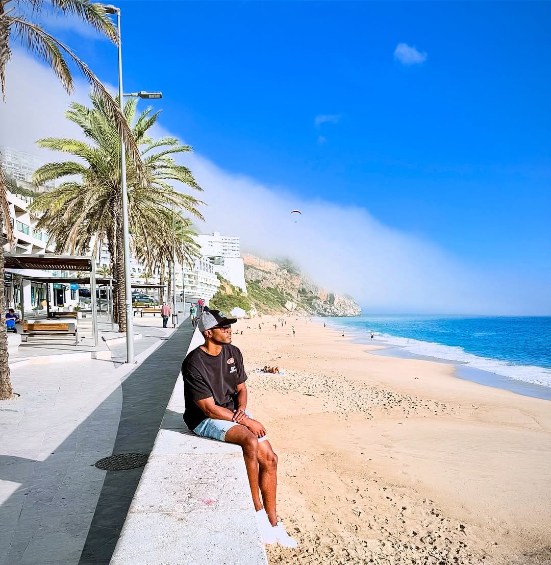 Post 4 by Francois Angoston on Instagram (image)