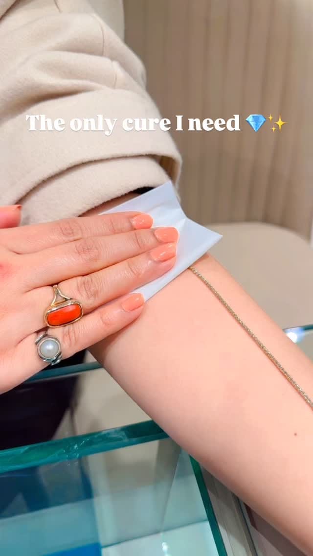 Post 4 by Yamini Mehra Khatwani -Fashion & Personal Stylist on Instagram (video)