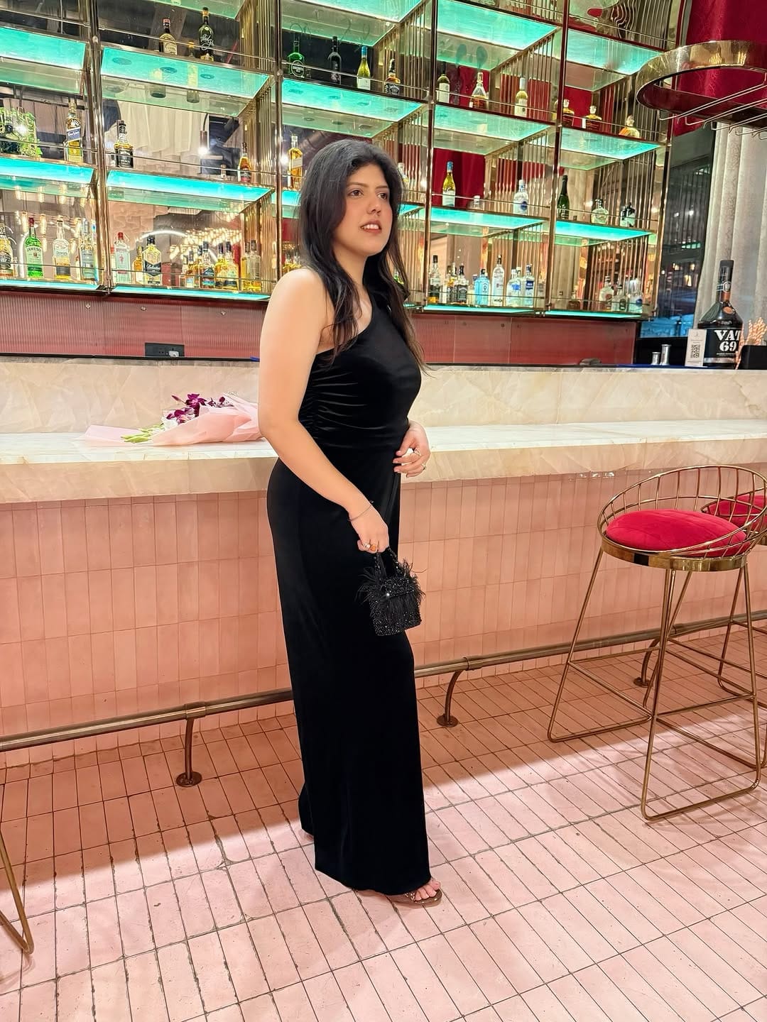 Post 6 by Yamini Mehra Khatwani -Fashion & Personal Stylist on Instagram (carousel)