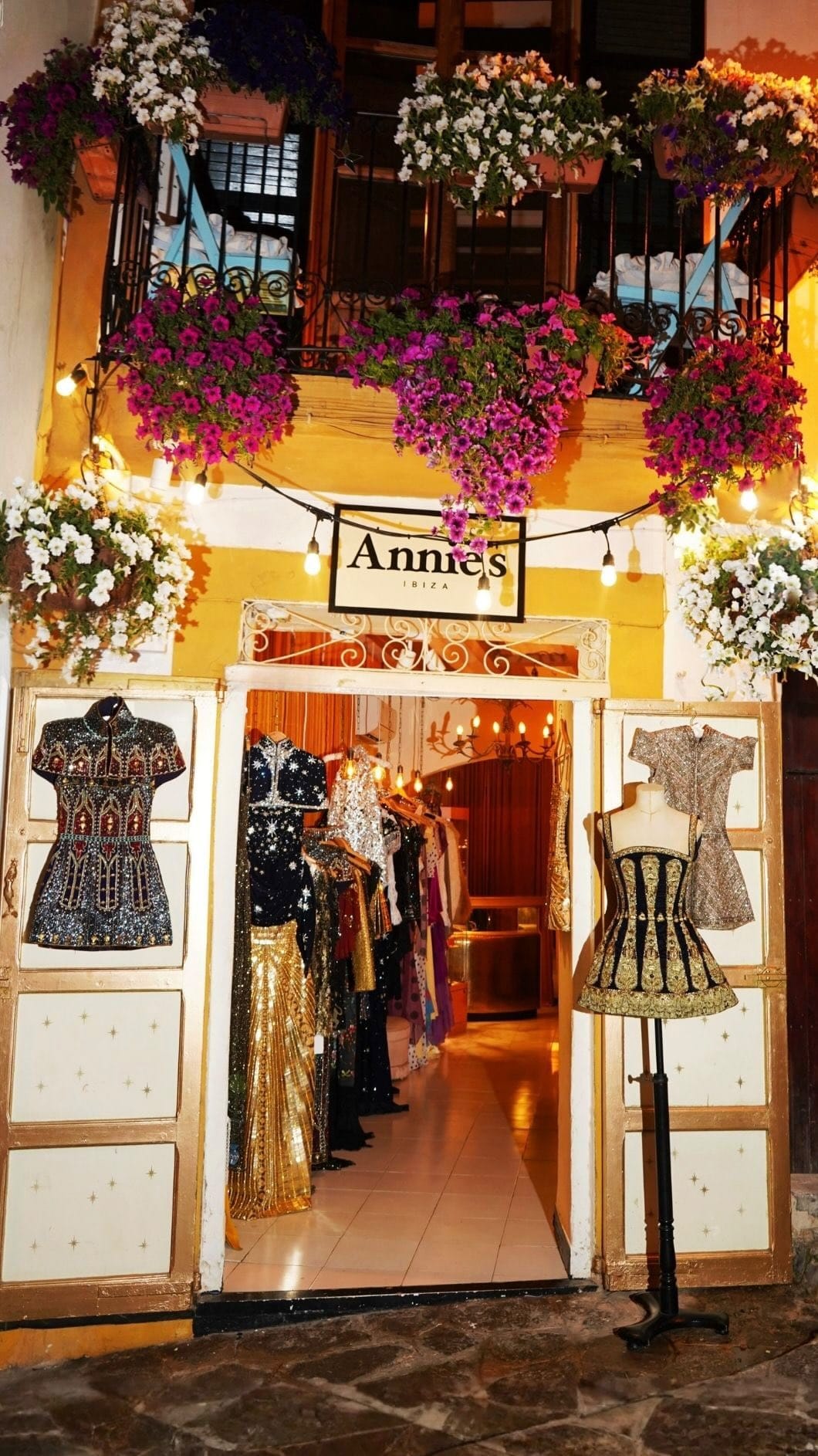 Post 1 by Annie’s Ibiza on Instagram (video)