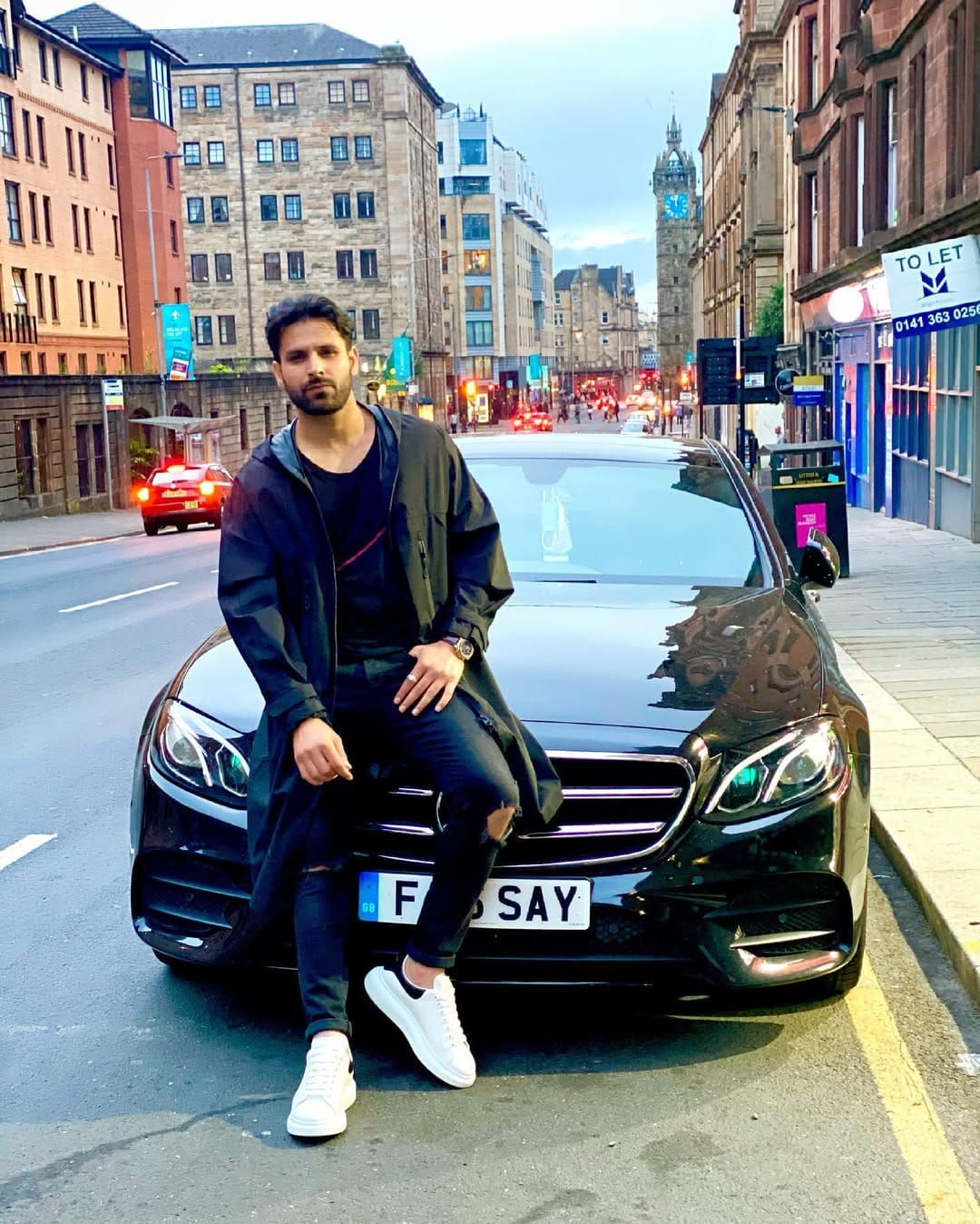 Post 10 by Sajid Khan on Instagram (image)