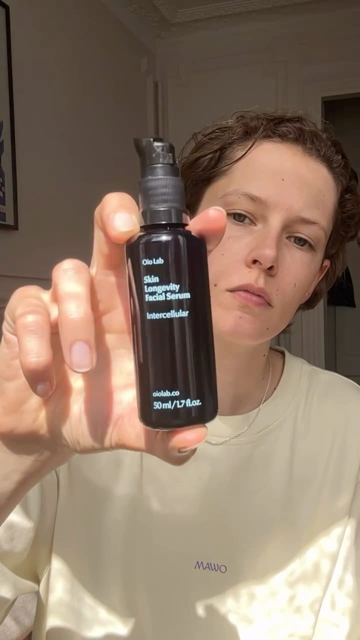 Post 2 by Maria Zakrzewska on Instagram (video)