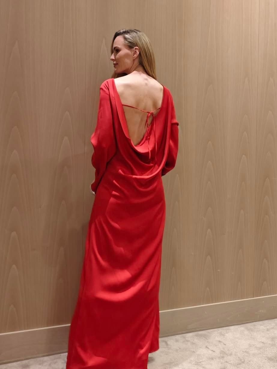 Post 2 by Sarah Morrissey Content Creator/Fashion Model on Instagram (carousel)