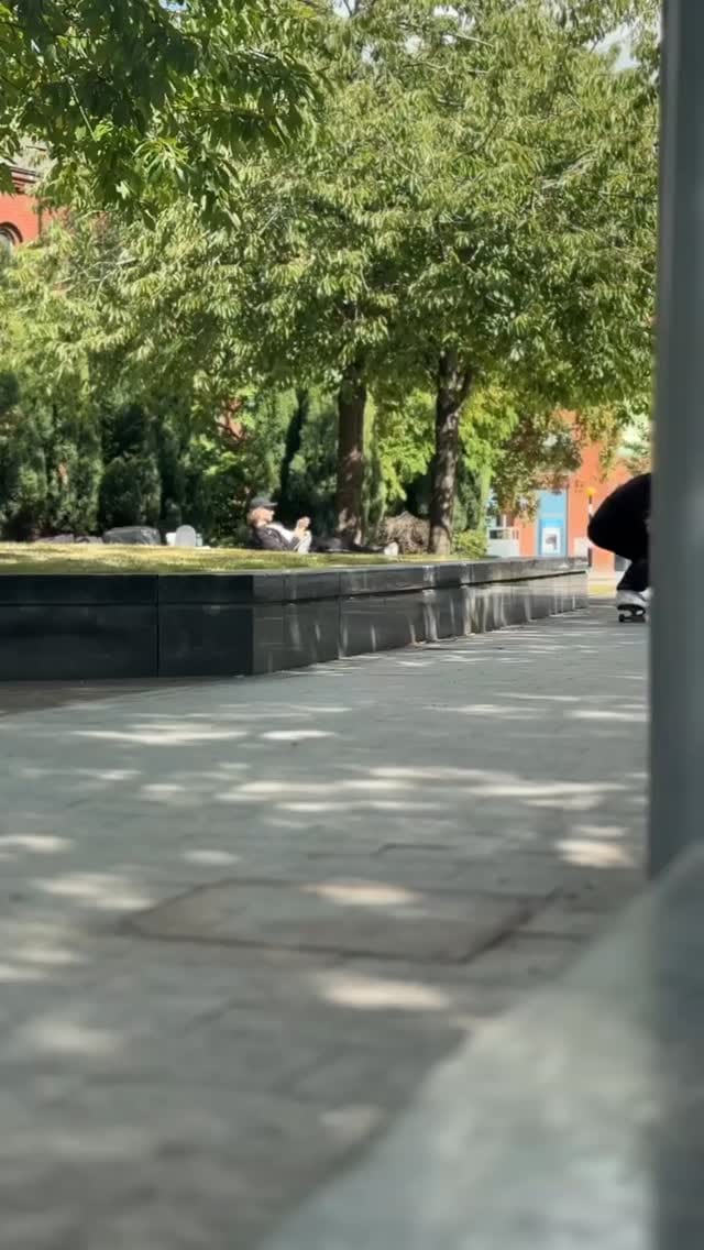 Post 1 by Route One London on Instagram (video)