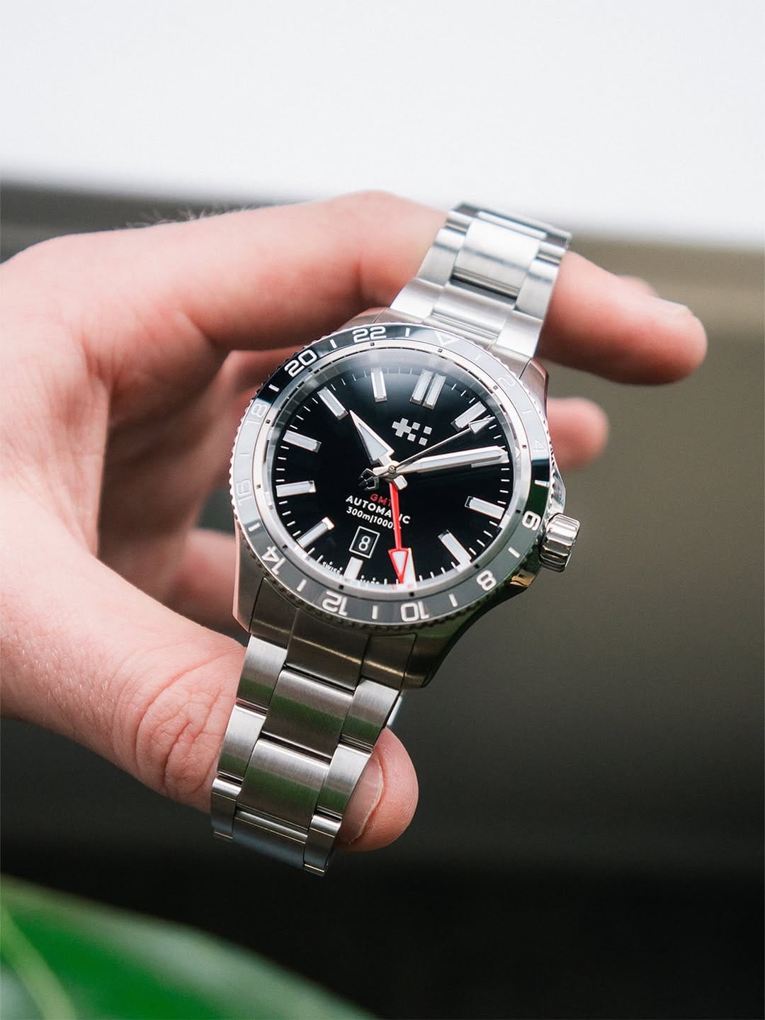 Post 3 by Christopher Ward on Instagram (image)